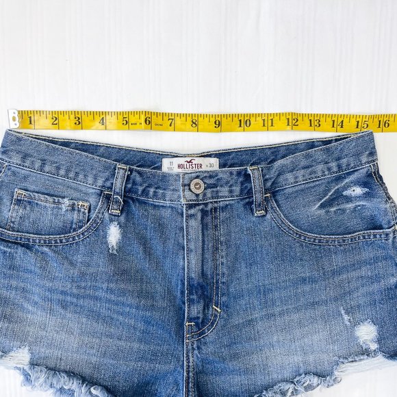 Hollister | High Rise Cutoff Jean Shorts | 11 / 30 - Picture 11 of 14
